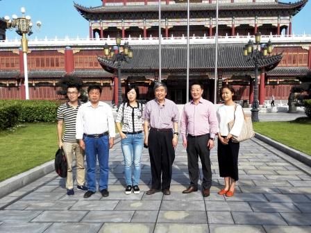 中國工程院院士姚新生到仁和集團參觀考察