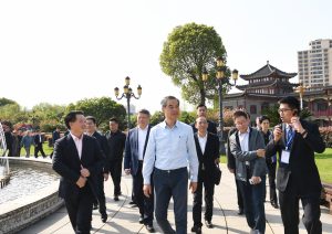 全國(guó)政協(xié)副主席梁振英視察仁和集團(tuán)